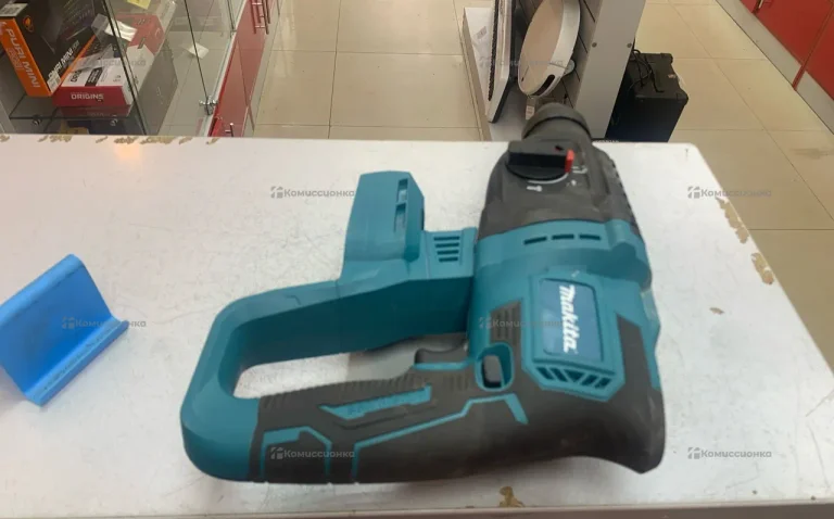 перфоратор MAKITA  сетевой rep