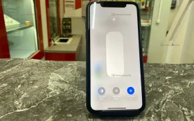 Apple iPhone 11 4/128 ГБ