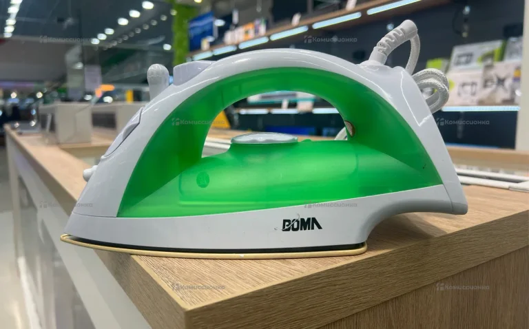 Утюг BOMA BM-5518
