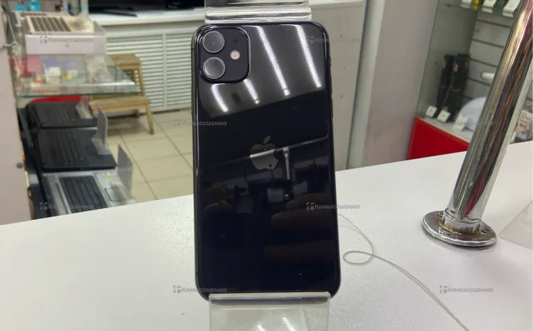 Apple iPhone 11 128 ГБ