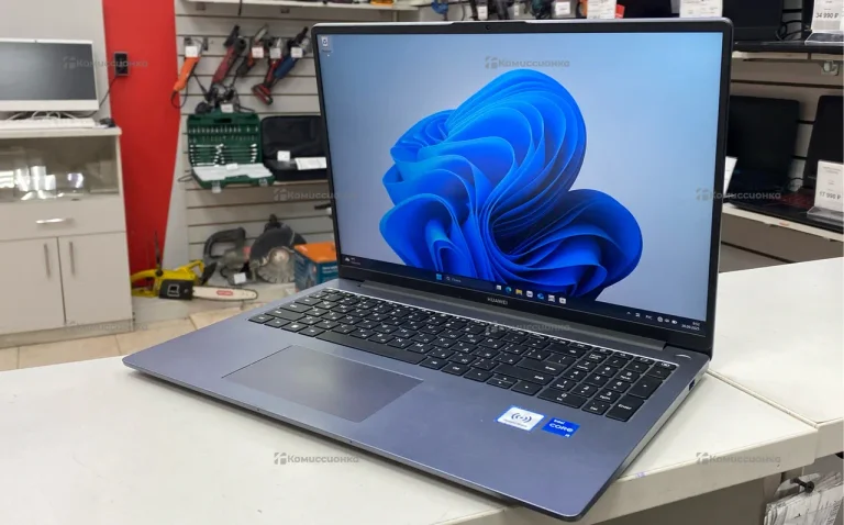 Ноутбук  Huawei MCLF-XX 12th Gen Intel(R) Core(TM) i5-12450H (2.00 GHz)