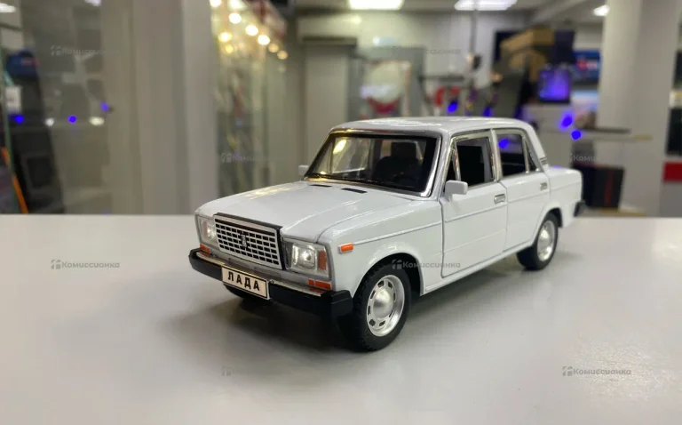 Машинка Лада Семерка