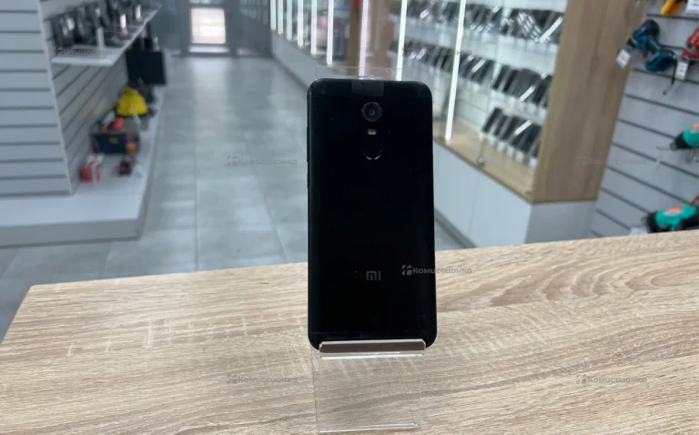 Xiaomi Redmi 5 Plus 4/64 ГБ