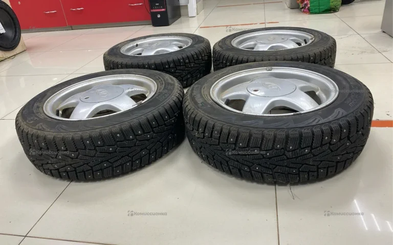 Диски с резиной зимней  Cordiant 175/65/R14