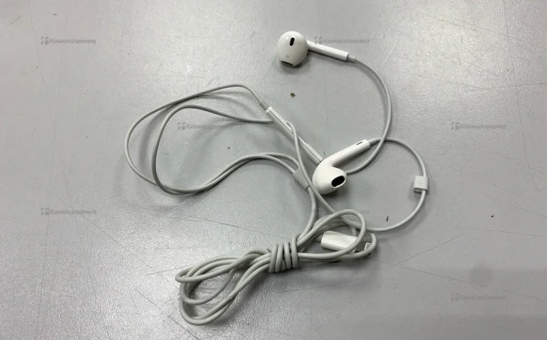 Наушники  Apple проводные