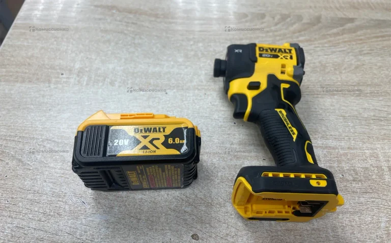 Аккумуляторный винтовкой DeWalt DCF870 A901