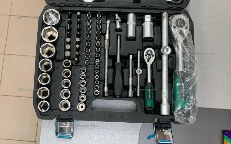 набор инструментов 82 tools