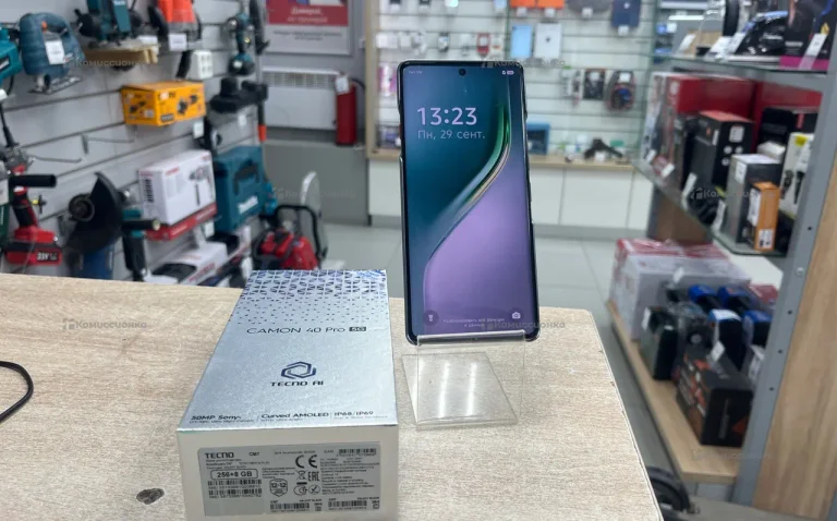 Tecno Camon 40 Pro 8/256 ГБ