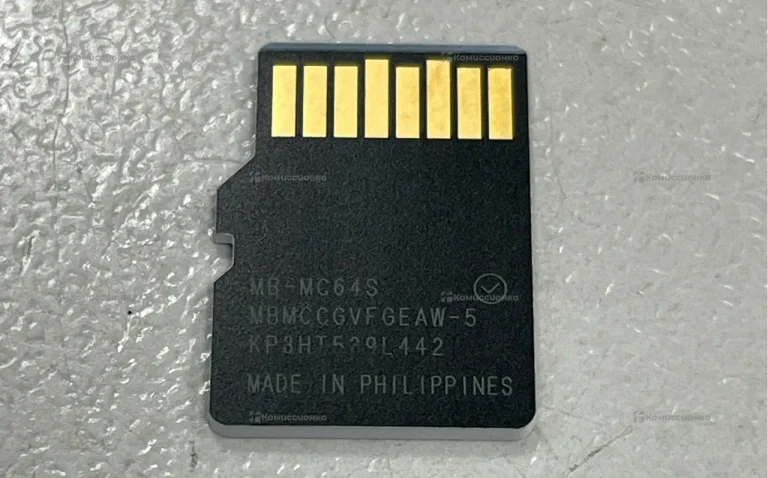 Карта памяти Samsung EVO Plus microSDXC 64 ГБ