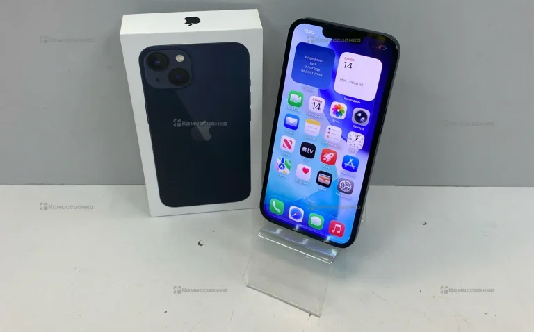 Apple iPhone 13 4/128 ГБ