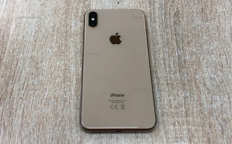 Apple iPhone XS Max 4/64 ГБ