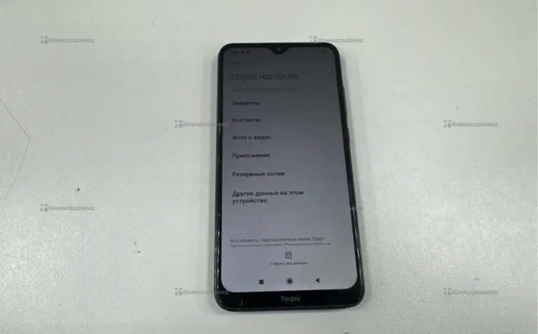Xiaomi Redmi 8 3/32 ГБ