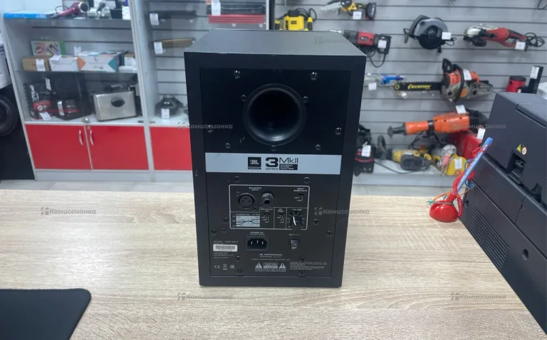 Музыкальный центр   JBL 305P