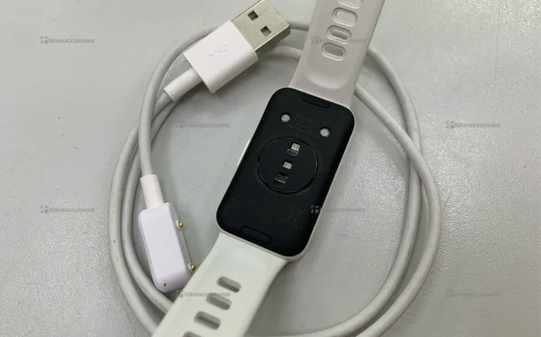 Часы  Huawei Band 9