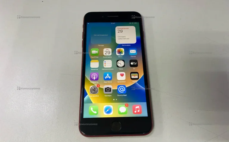 Apple iPhone 8 Plus 3/64 ГБ