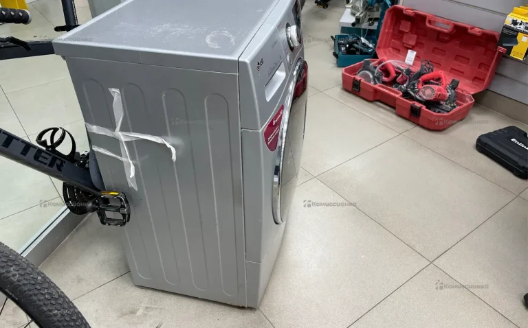 Стиральная машина  lg 7кг