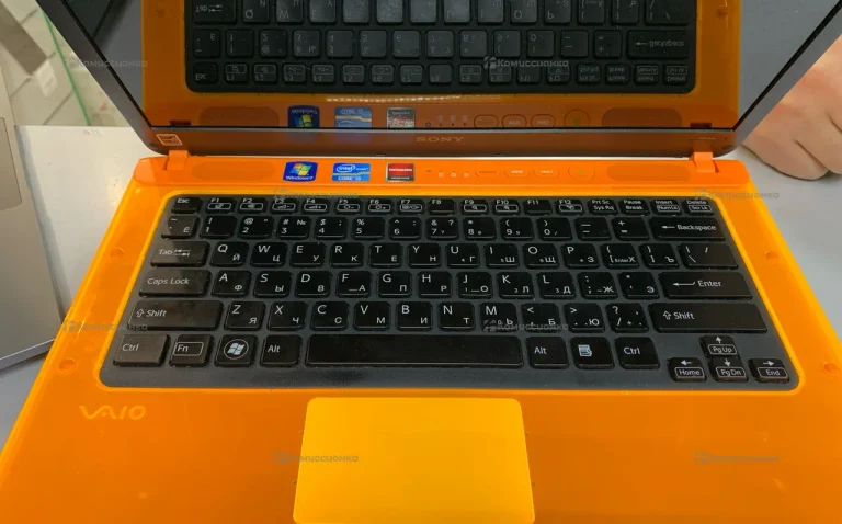 Ноутбук sony vaio pcg 61711V
