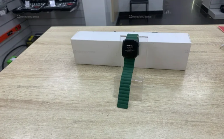Часы  Apple Watch Series 5(40mm)