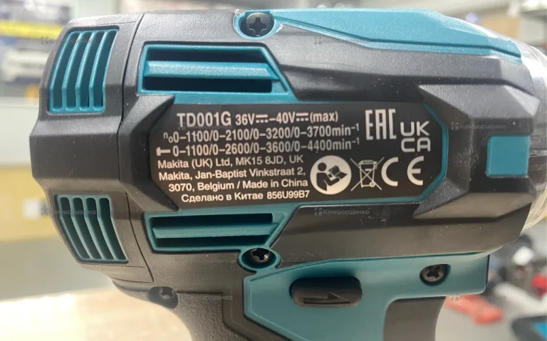 шуроповерт makita td001gz