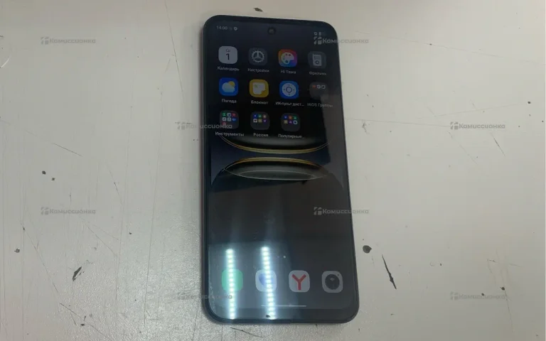 Tecno Spark Go 2 4/128 ГБ