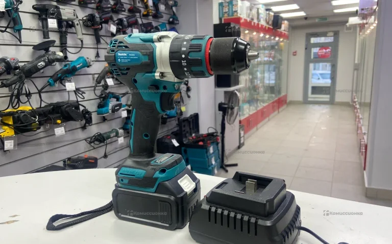 Шуруповерт Makita реплика