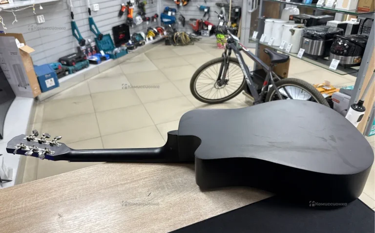 Гитара Belucci BC3820