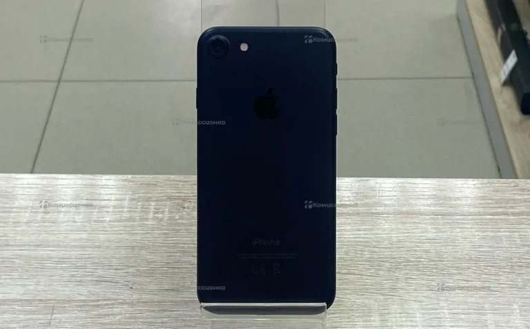 Apple iPhone 7 2/32 ГБ