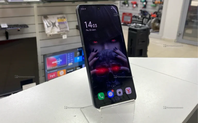 Tecno Spark 30 8/128 ГБ