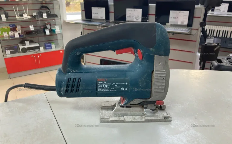 Электролобзик Bosch GST 135 BCE