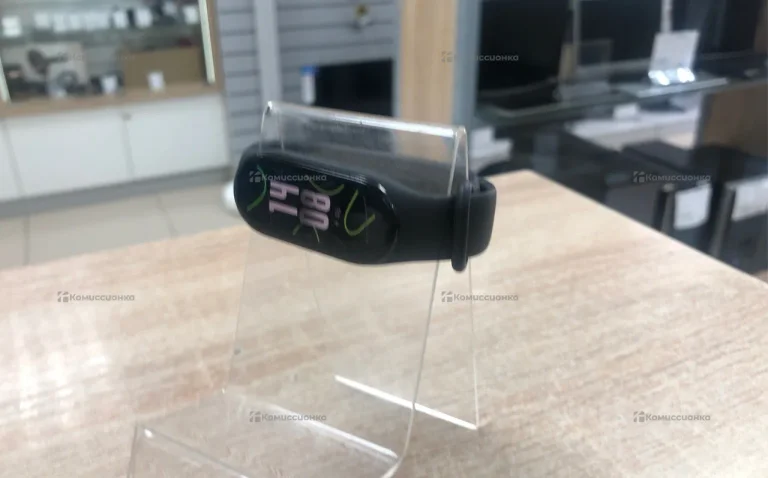 Часы  xiaomi mi band 7
