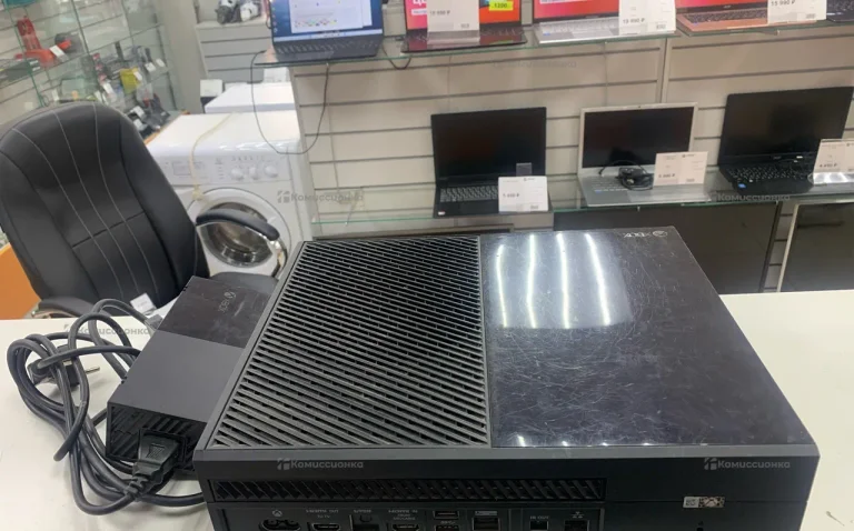 Приставка Xbox One 500Gb
