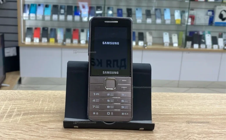 Samsung GT-S5610