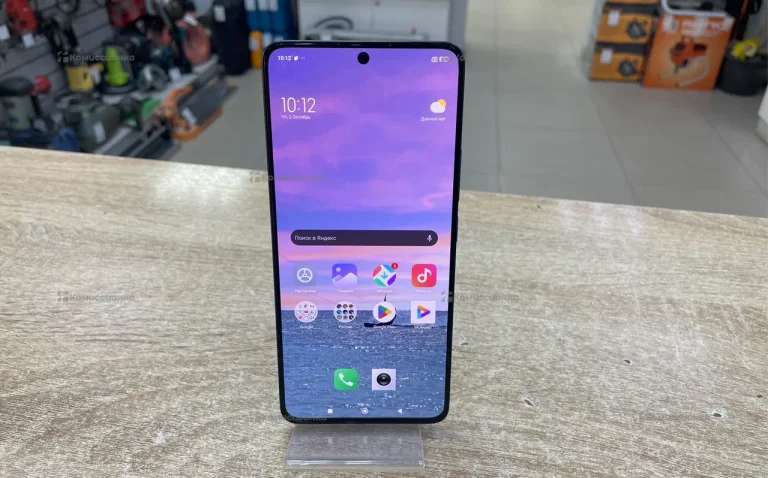 Xiaomi Poco F6 8/256 ГБ