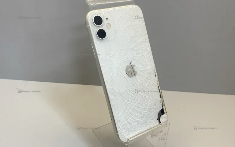 Apple iPhone 11 4/64 ГБ