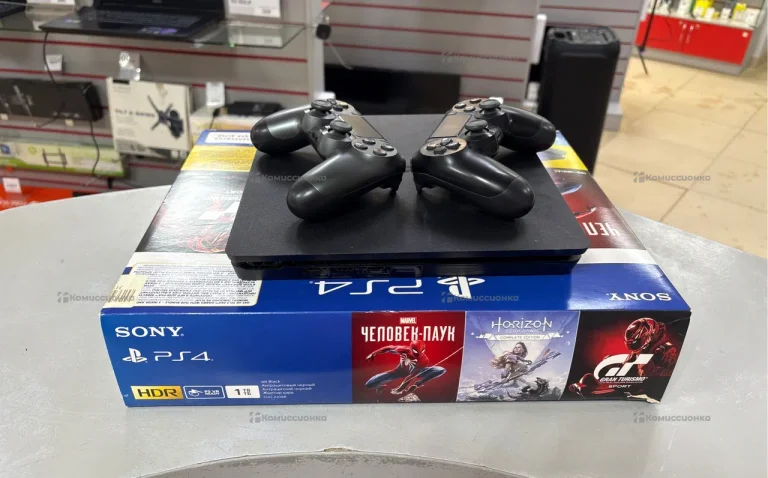 Приставка ps4 slim 1Tb