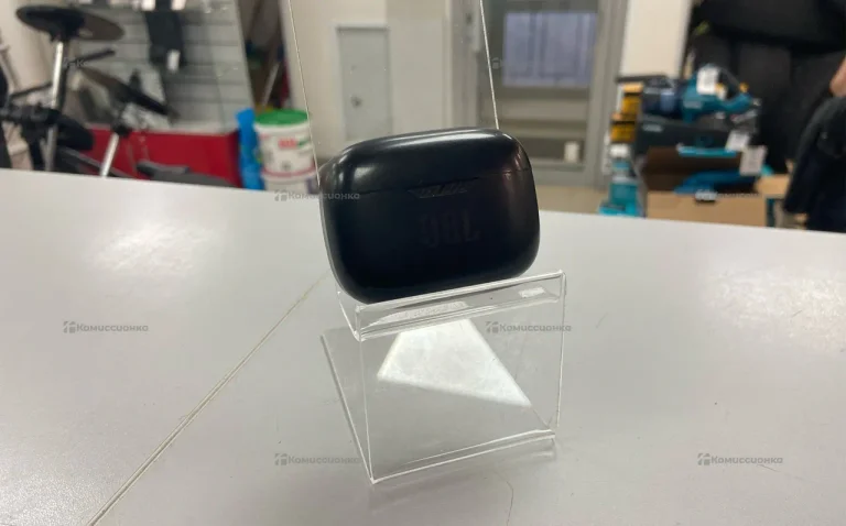 Наушники  JBL 230NC