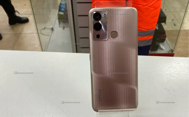 Infinix Hot 12i 4/64 ГБ