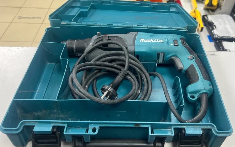 Перфоратор makita HR2470