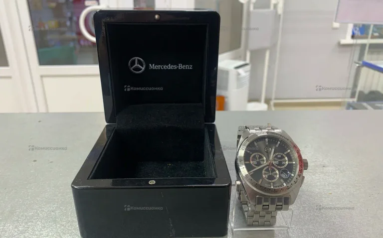Часы  Mercedes Benz Collection