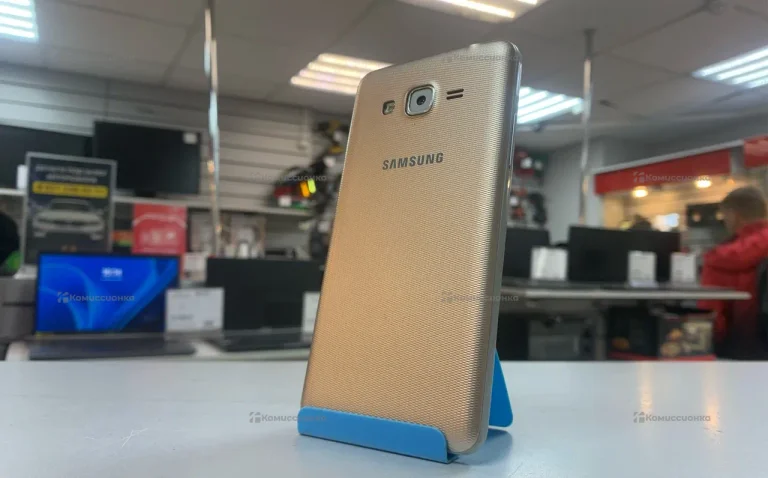 Samsung E590