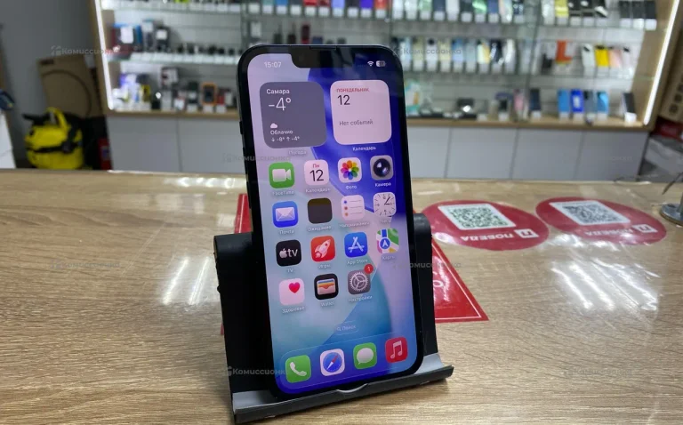 Apple iPhone 13 4/128 ГБ