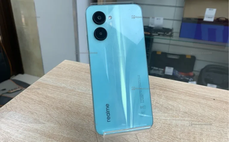 Realme C33