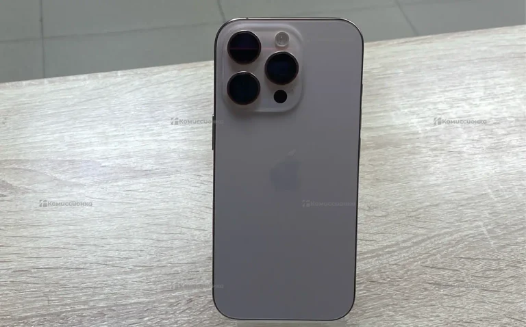 Apple iPhone 16 Pro 8/128 ГБ