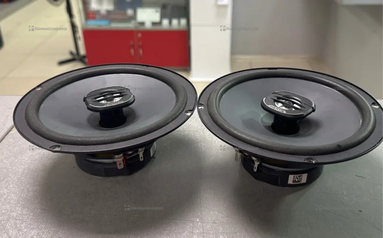 Колонка  Hertz Uno X165