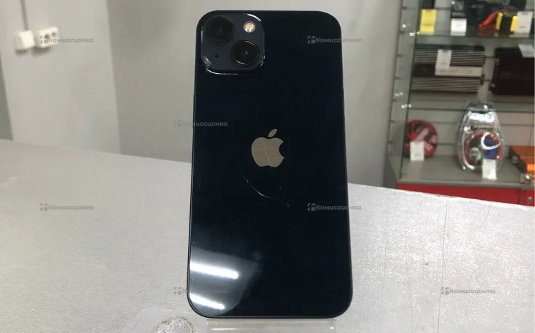 Apple iPhone 13 4/128 ГБ