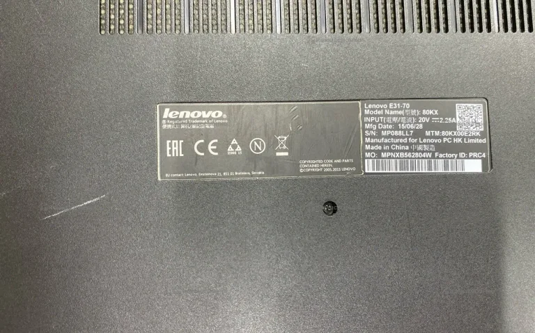Ноутбук  Lenovo e31-70