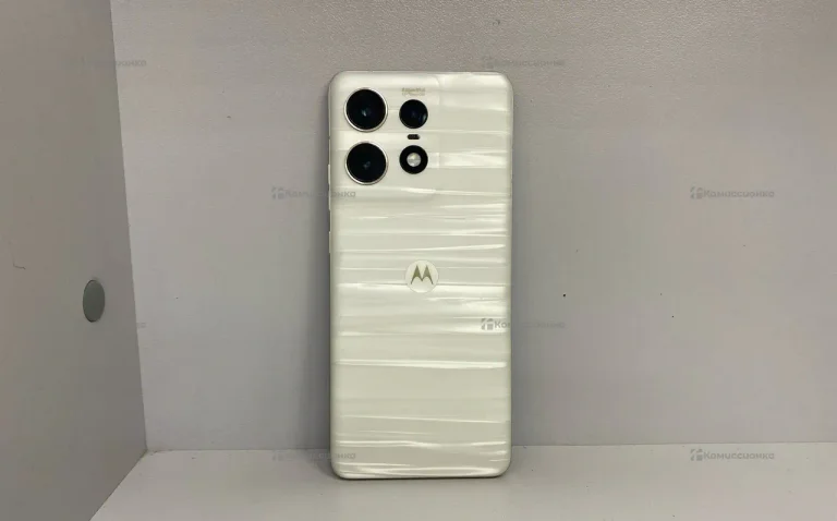 Motorola Edge 50 Pro 12/512Gb