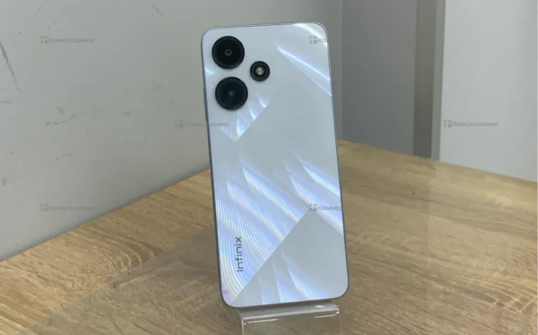 Infinix Hot 30i 4/64 ГБ