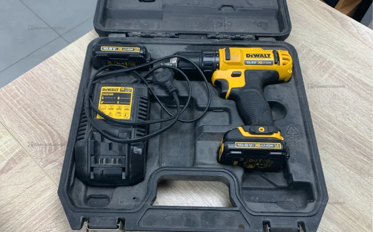 Дрель-шуруповерт dewalt DCD710C2