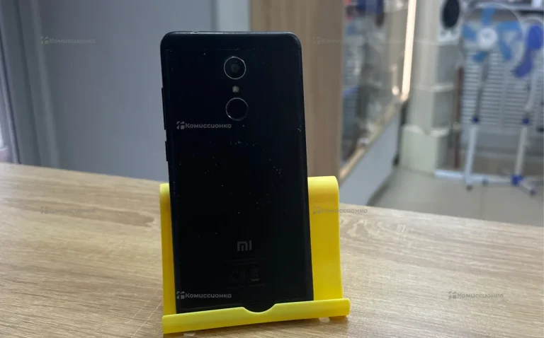Xiaomi Redmi 5 Plus (Redmi Note 5) 3/32 ГБ
